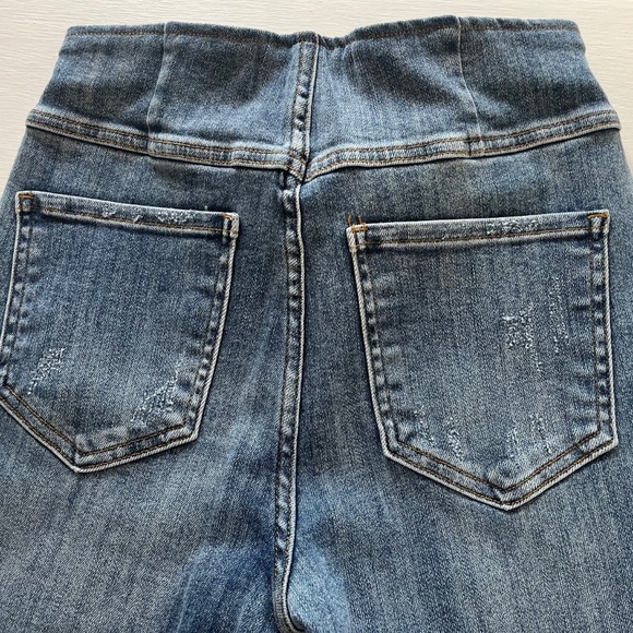 Risen Pull On Jeans - Picture 7 of 12
